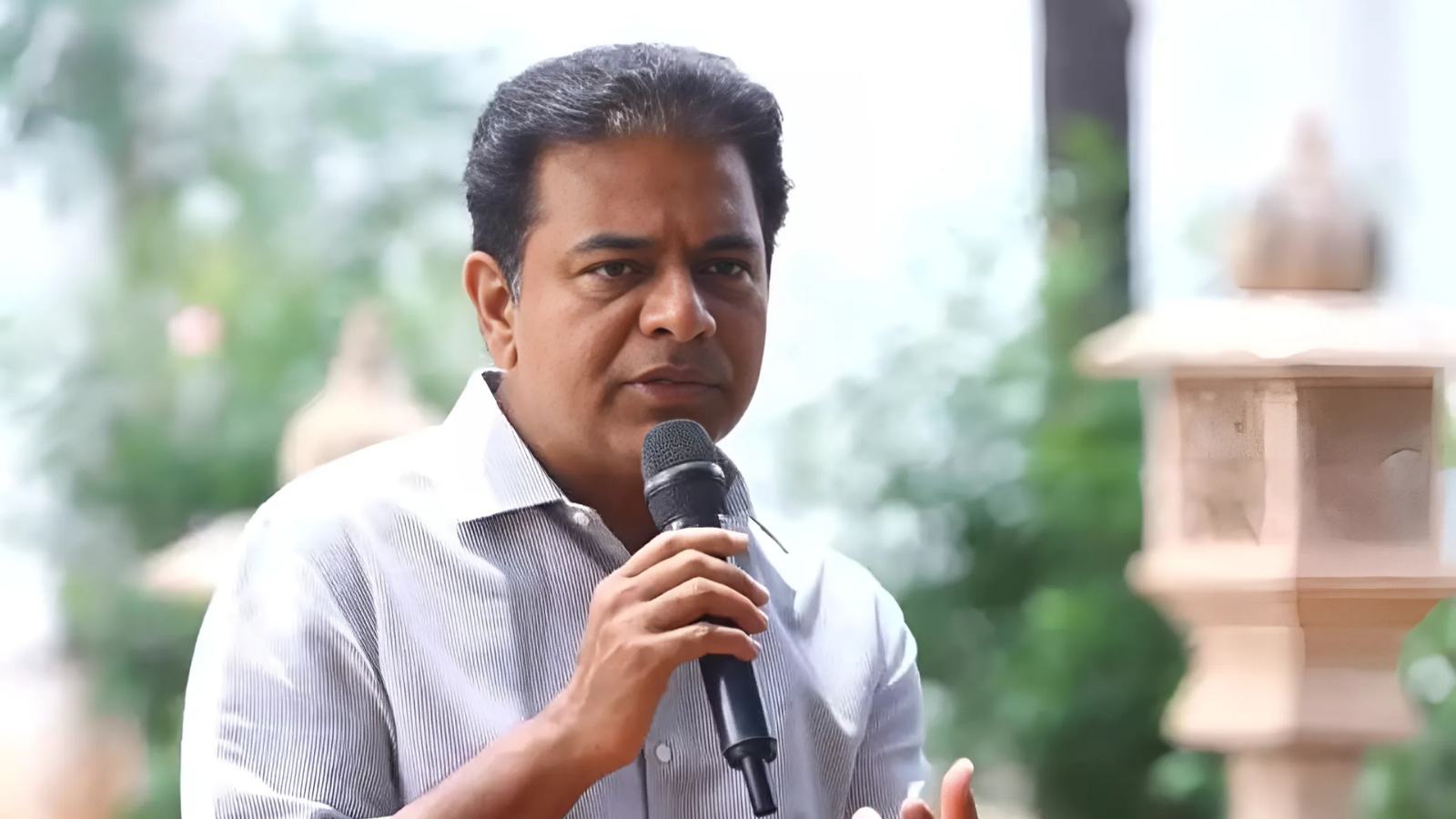KTR Demands SIT Probe Into Congress Internal Leaks